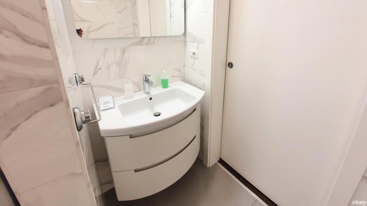 Star House - Bari Centro Apartment Екстериор снимка